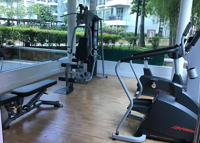 Apartment At Parkside Across The Airport Manila